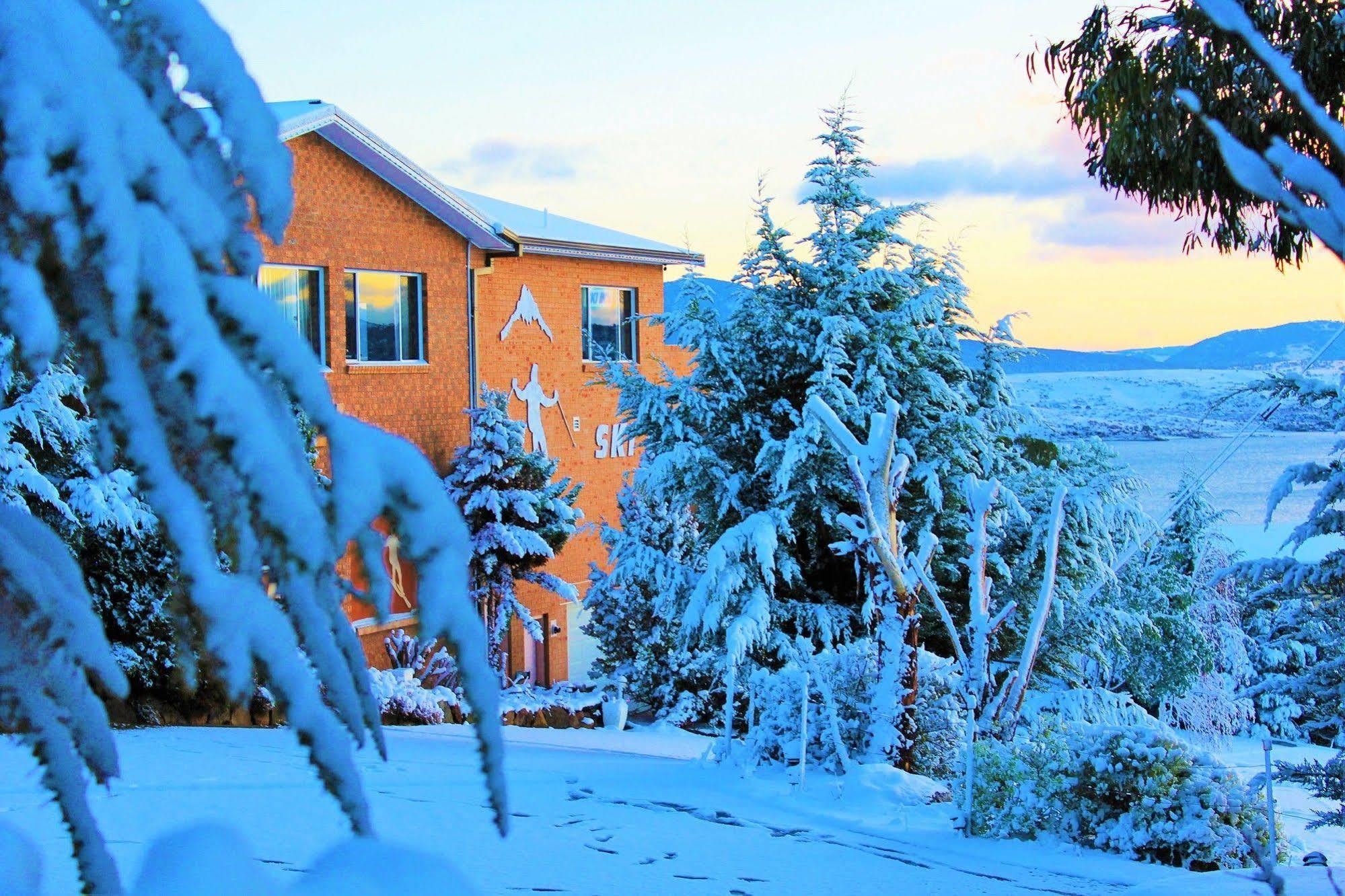 Panorama Jindabyne Motel Bagian luar foto